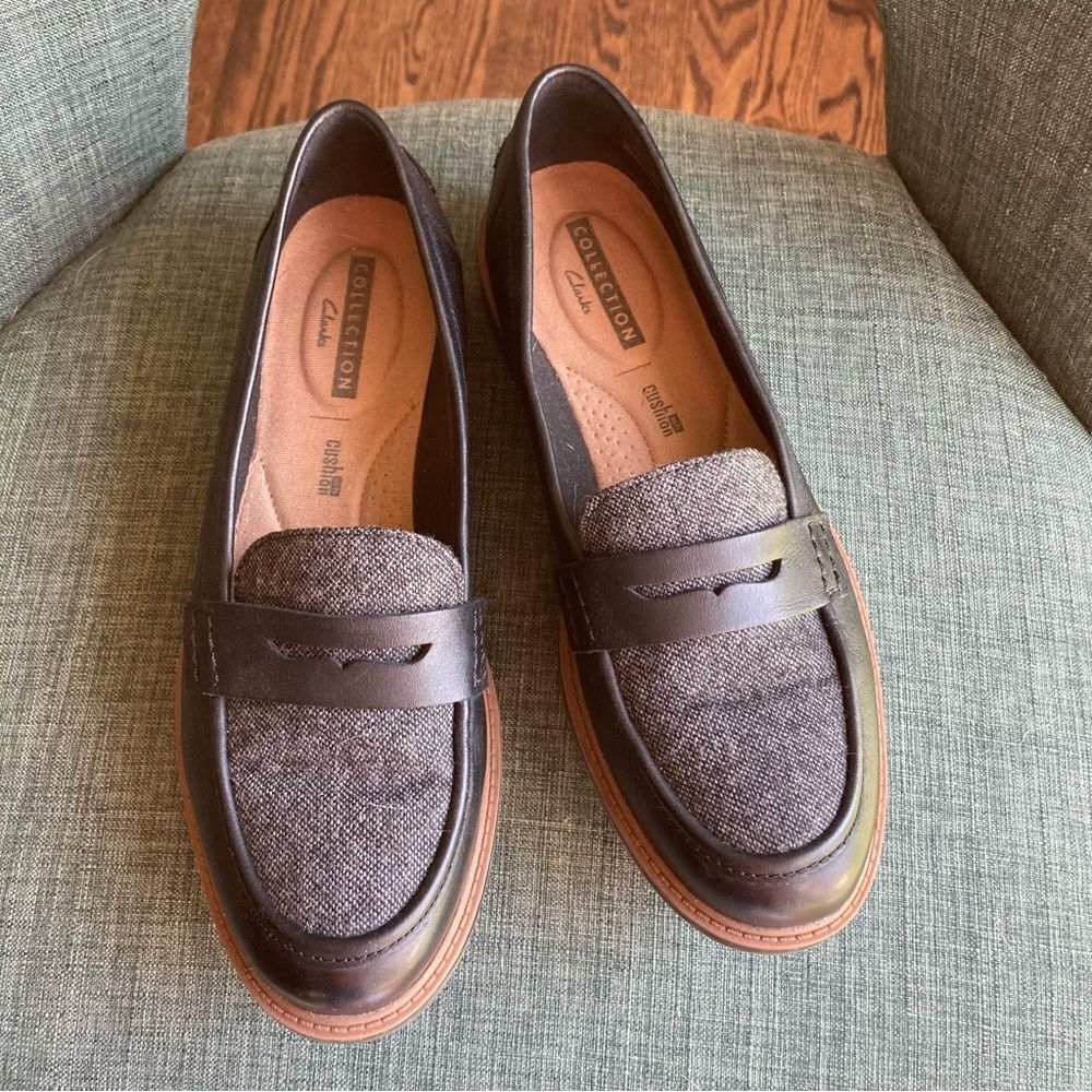 Clarks Women’s Comfort tweed black combo loafers new without tags size 8.5! 😍